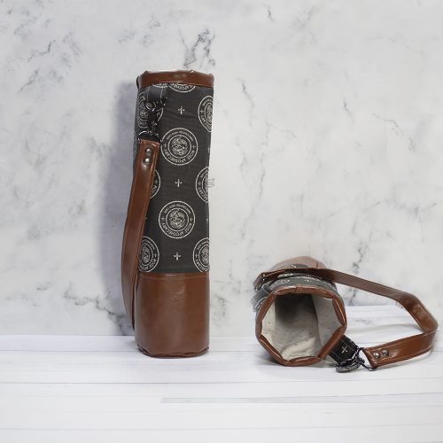 Insulated Wine Bag made of faux leather and 100% cotton.